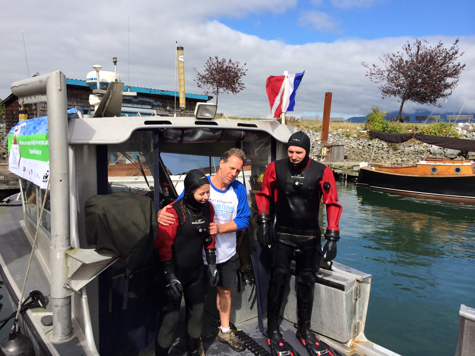 Shoreline Cleanup Vancouver Aquarium