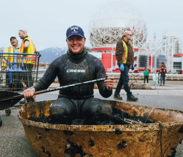 Ocean Action Grant, Clay in boat. Photo by Alex Harte